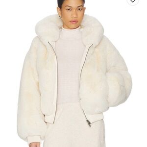 Skims faux fur jacket egret nwt zip up cream ivory